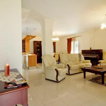 Holiday home Piano House *